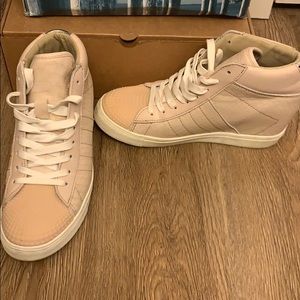 Madden girl wedge sneaker